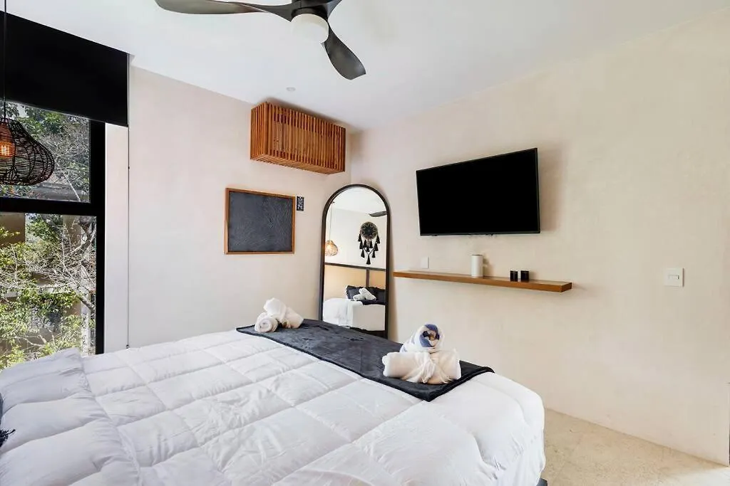 Luxury In Tulum L Huge Private Rooftop With Pool 0*,  Mexikó