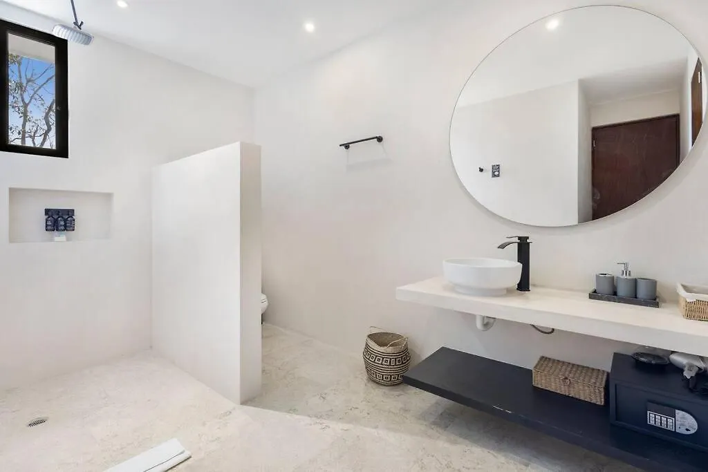 Luxury In Tulum L Huge Private Rooftop With Pool 0*,  Mexico